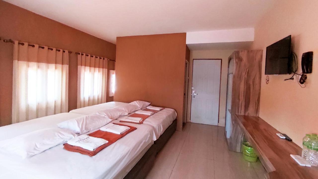 Hotel Syariah Larismanis Semarang Ngoại thất bức ảnh