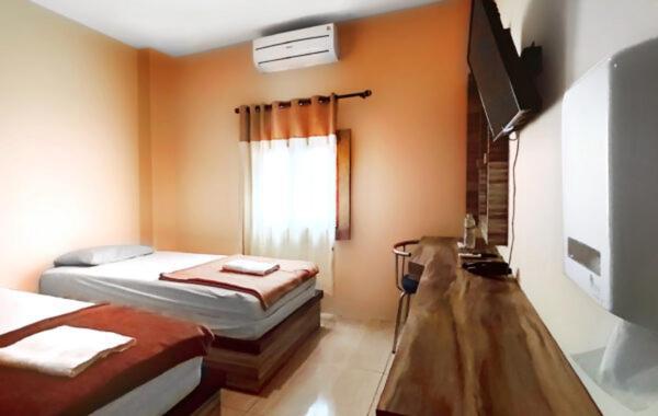 Hotel Syariah Larismanis Semarang Ngoại thất bức ảnh